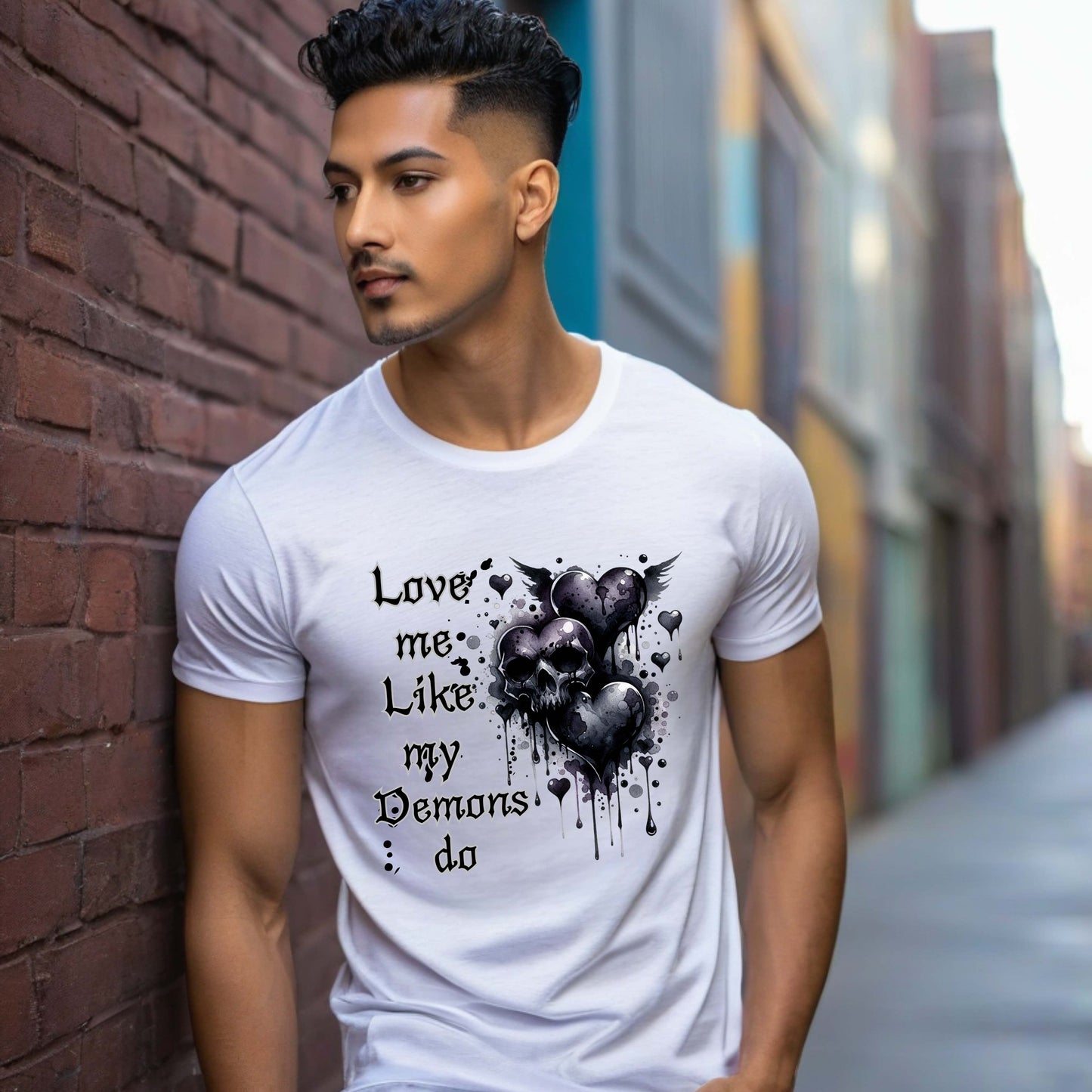 Camiseta "Ámame como lo hacen mis demonios"