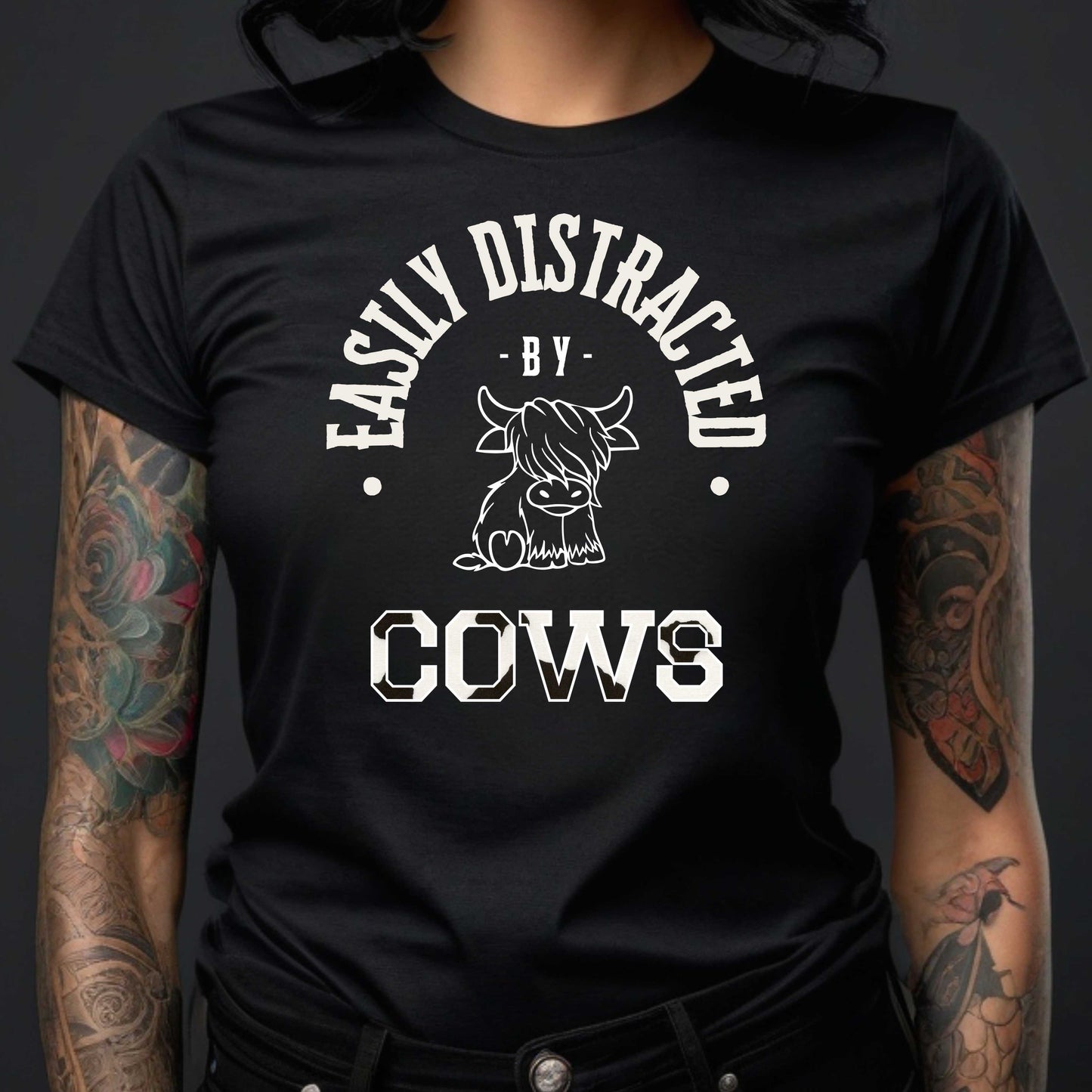Camiseta "Me distraigo fácilmente con las vacas"