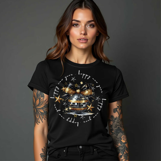 Camiseta con bola de purpurina y mensaje de feliz año nuevo